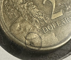 1988 Rare Australian $2 TWO DOLLAR COIN with the HH and RDM initials